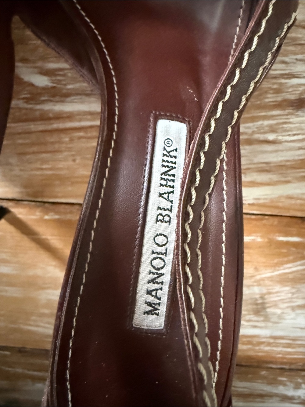 Manolo Blahnik Brown Spotted Canvas & Leather Slingback Pumps 38 - Picture 4 of 16
